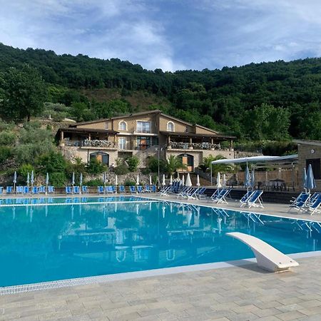 Le Rocce Bed and Breakfast SantʼAgata deʼ Goti Exteriör bild