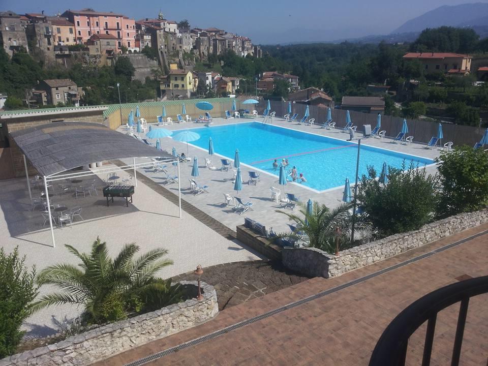 Le Rocce Bed and Breakfast SantʼAgata deʼ Goti Exteriör bild