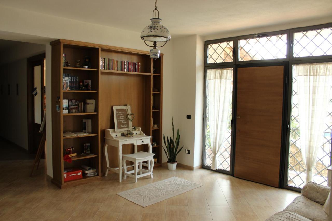 Le Rocce Bed and Breakfast SantʼAgata deʼ Goti Exteriör bild